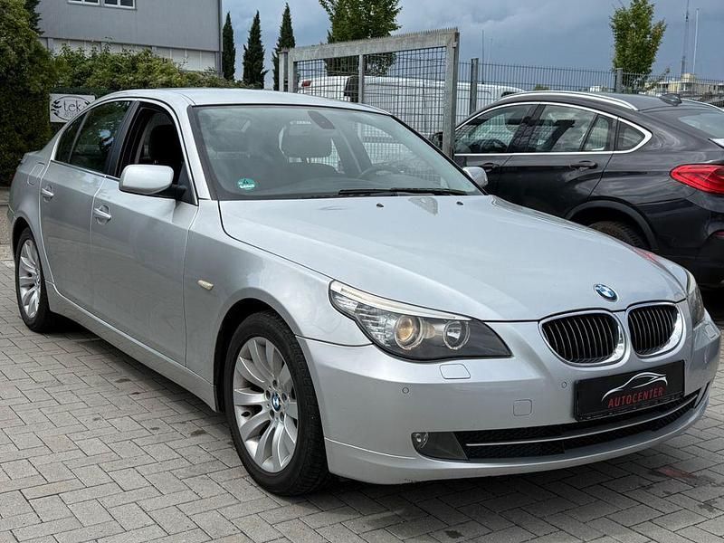 Gebraucht BMW 523 Performance 190 PS (139 kW) 2009 Silber Limousine