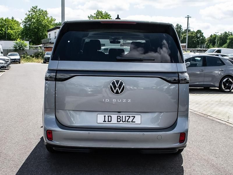 Gebraucht VW ID. Buzz Pro 210 kW (286 PS) 2025 Monosilber metallic Van / Kleinbus