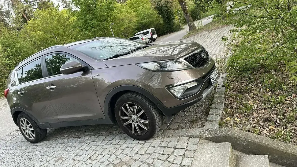 Gebraucht Kia Sportage Spirit 184 PS (135 kW) 2015 Beige SUV