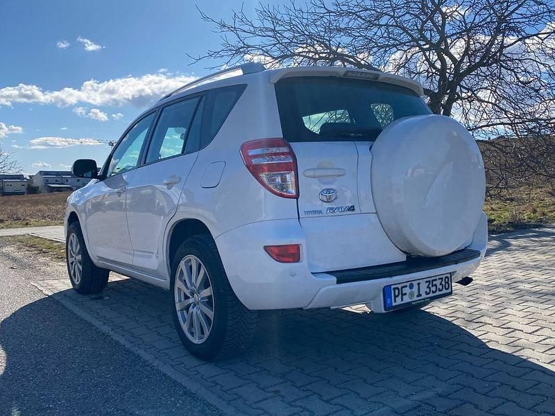 Gebraucht Toyota RAV4 158 PS (116 kW) 2012 Weiß SUV