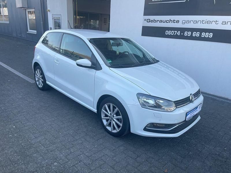 Weiß Gebraucht 2017 VW Polo Highline Kleinwagen | 8.740 € (Guter Preis) - Bild 1/4