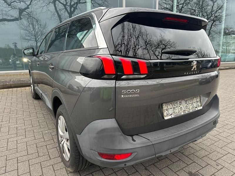 Gebraucht Peugeot 5008 131 PS (96 kW) 2018 Grau SUV