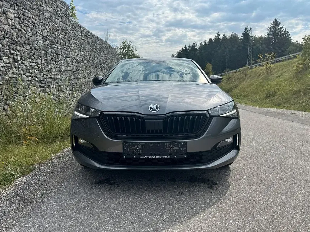 Gebraucht Skoda Scala Ambition 110 PS (80 kW) 2023 Grau Kleinwagen