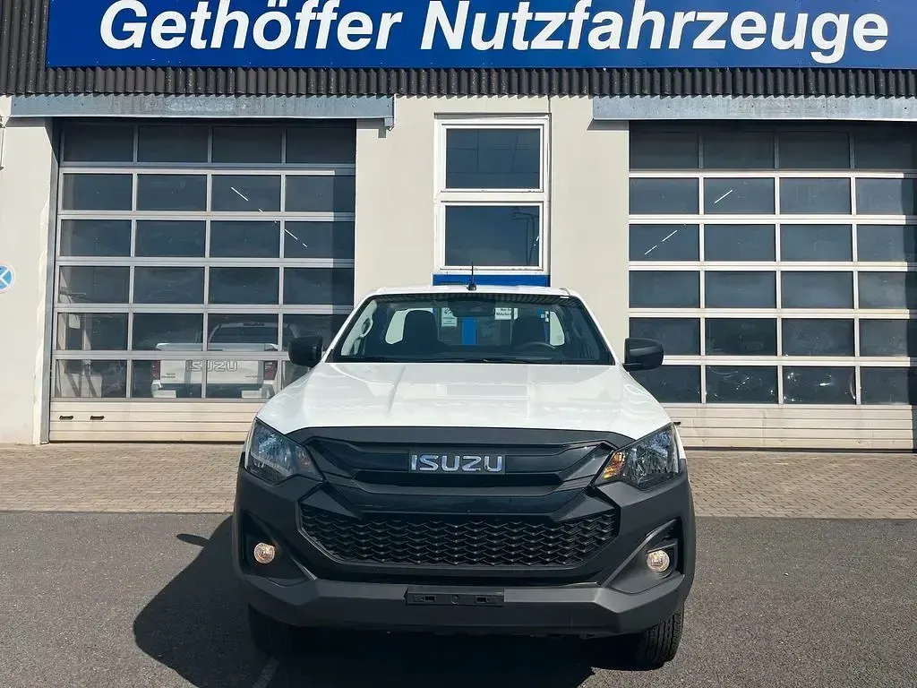 Nowe Isuzu D-Max 163 KM (119 kW) 2026 Biały Pickup