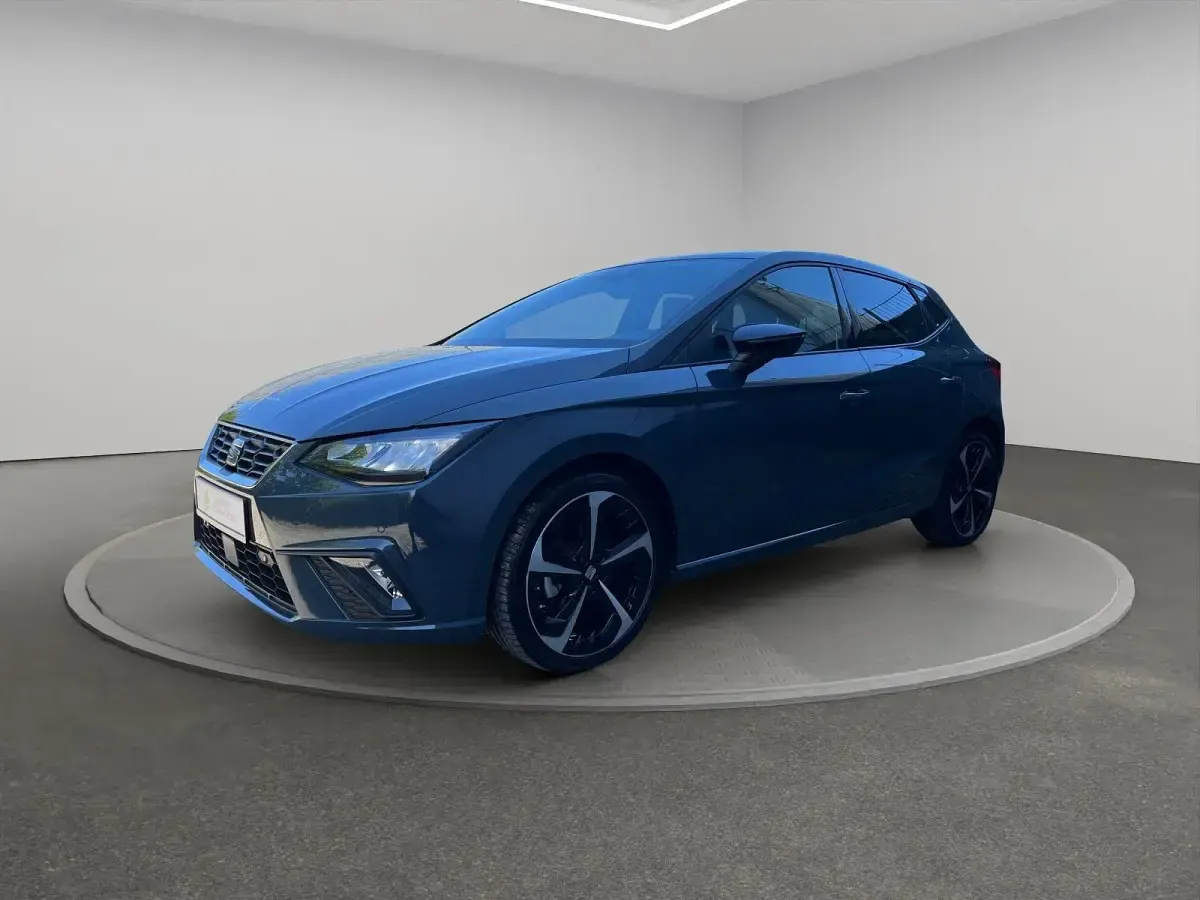 Gebraucht Seat Ibiza CONNECT 116 PS (85 kW) 2025 Fjordblau Kleinwagen