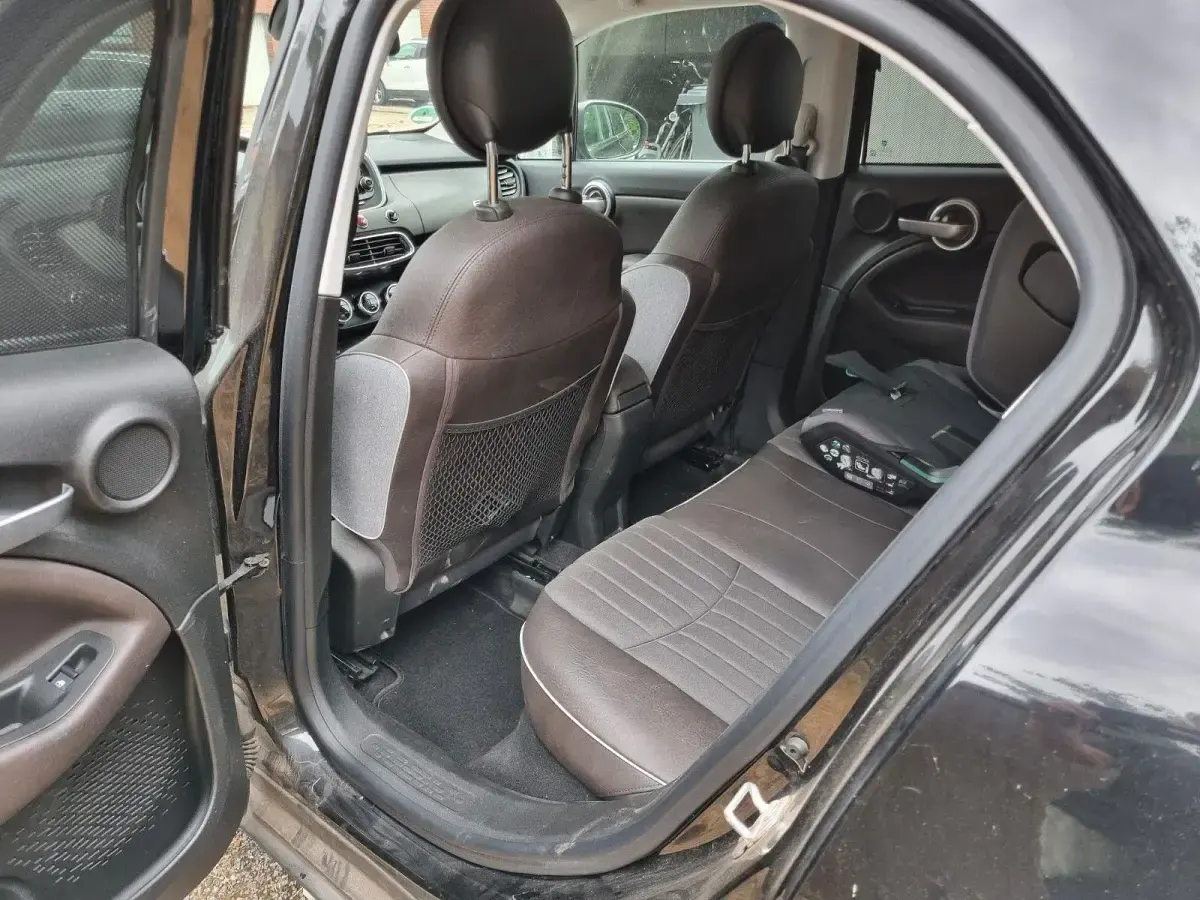 Gebraucht Fiat 500X Lounge 140 PS (102 kW) 2015 Schwarz SUV