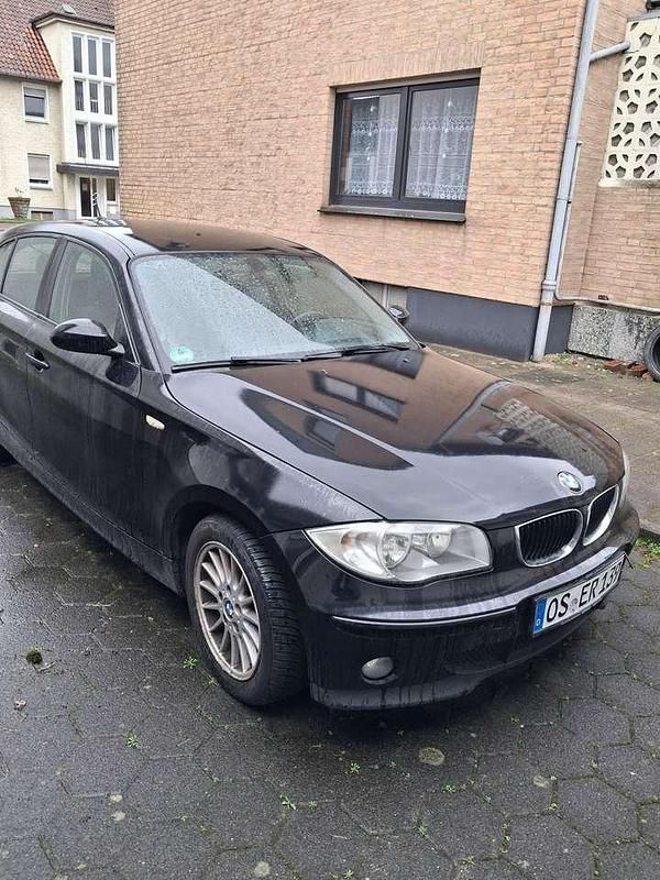 Gebraucht BMW 116 116 PS (85 kW) 2005 Schwarz Kleinwagen
