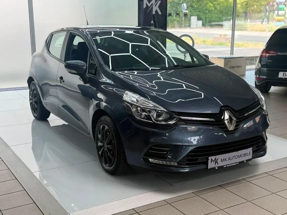 Gebraucht Renault Clio IV 76 PS (55 kW) 2019 Grau Kleinwagen