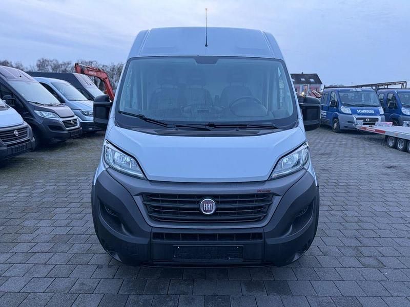 Gebraucht Fiat Ducato 160 PS (117 kW) 2020 Grau Van