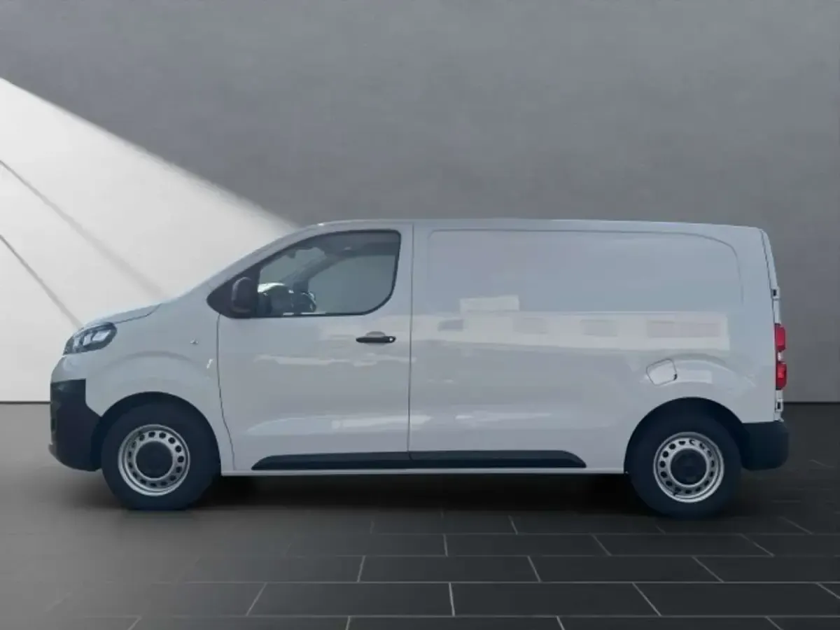 Gebraucht Fiat Scudo Basis 144 PS (105 kW) 2024 Weiss Van