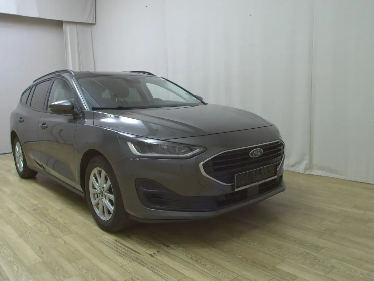 Gebraucht Ford Focus Cool & Connect 120 PS (88 kW) 2023 Grau Limousine