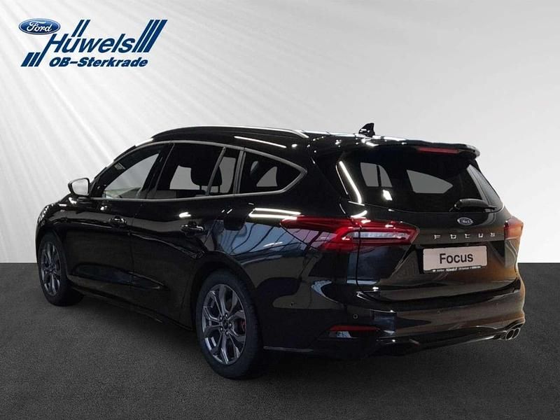 Gebraucht Ford Focus ST-Line X 125 PS (91 kW) 2024 Lackierung agate black Kombi