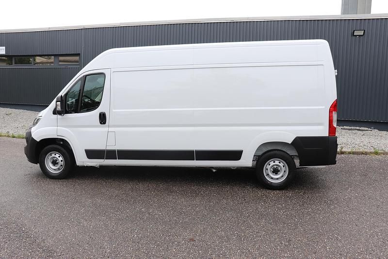 Gebraucht Fiat Ducato Easy 140 PS (102 kW) 2024 Auf anfrage Van