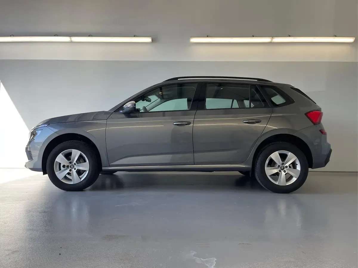 Neu Skoda Kamiq 116 PS (85 kW) 2026 [5x5x] graphit grau metallic SUV