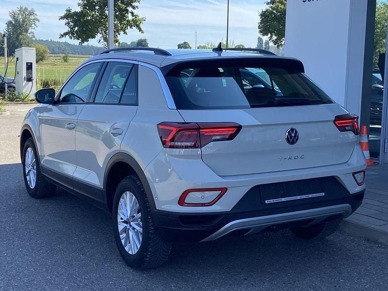 Gebraucht VW T-Roc Life 150 PS (110 kW) 2024 Grau SUV