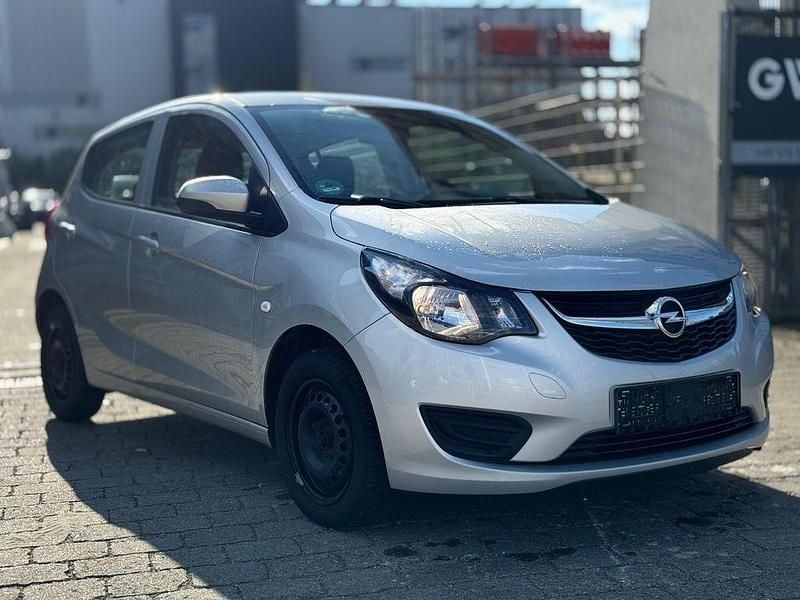 Używany Opel Karl 73 KM (53 kW) 2018 Srebrny Hatchback