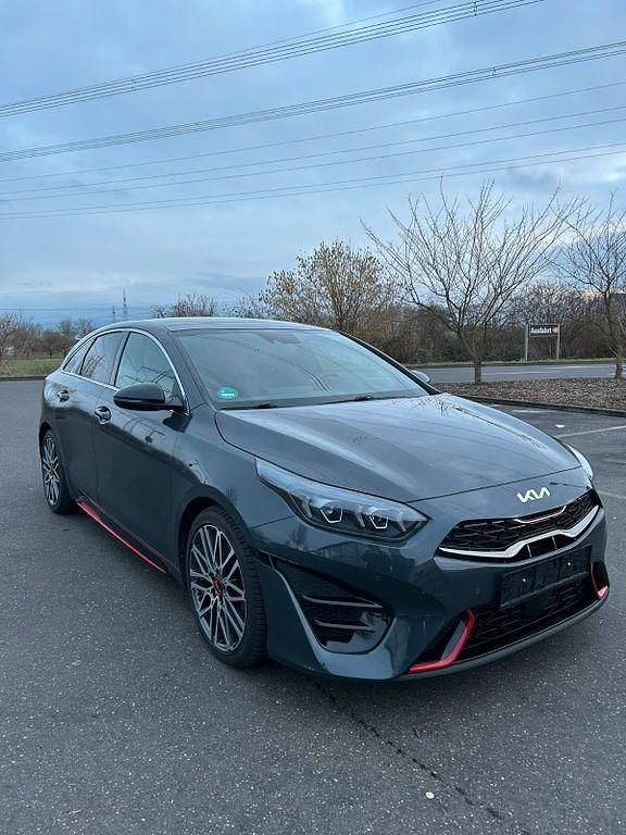 Gebraucht Kia ProCeed 204 PS (150 kW) 2023 Grau Kombi