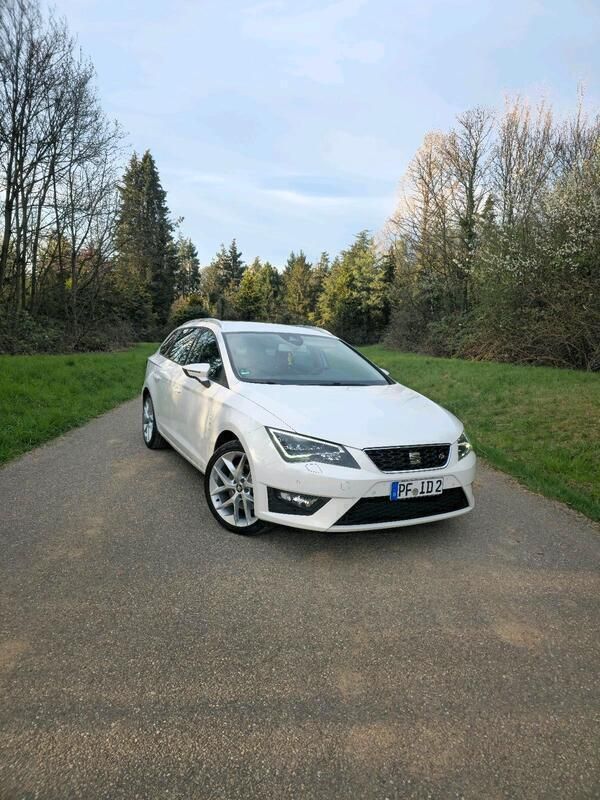 Weiß Gebraucht 2015 Seat Leon ST FR Kombi | 10.900 € (Fairer Preis) - Bild 1/4