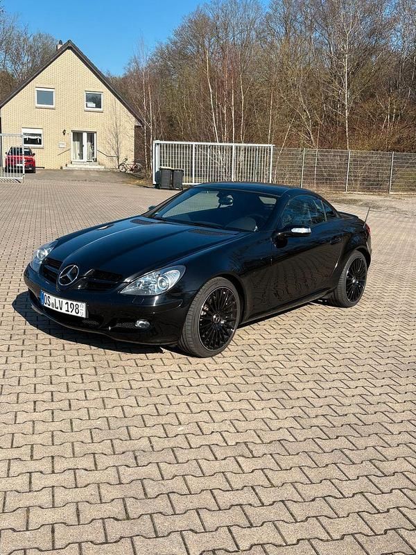 Gebraucht Mercedes SLK280 231 PS (169 kW) 2007 Schwarz Cabrio