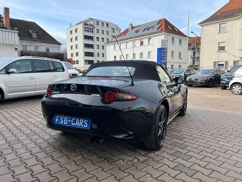 Gebraucht Mazda MX5 Exclusive-Line 131 PS (96 kW) 2016 Schwarz Cabrio