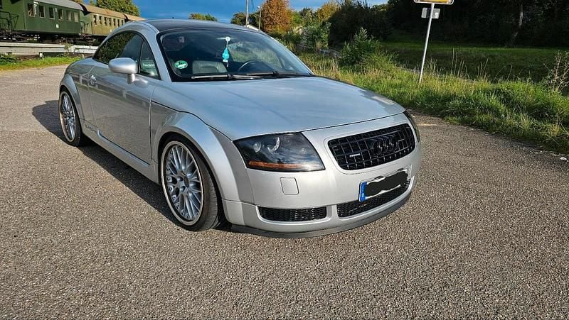 Gebraucht Audi TT 180 PS (132 kW) 2003 Silber Coupé