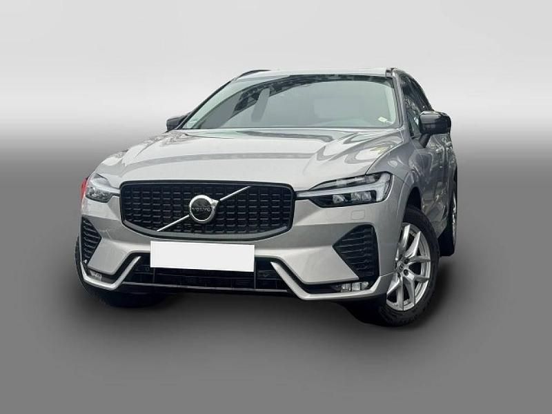 Gebraucht Volvo XC60 Plus 250 PS (183 kW) 2022 Silber SUV