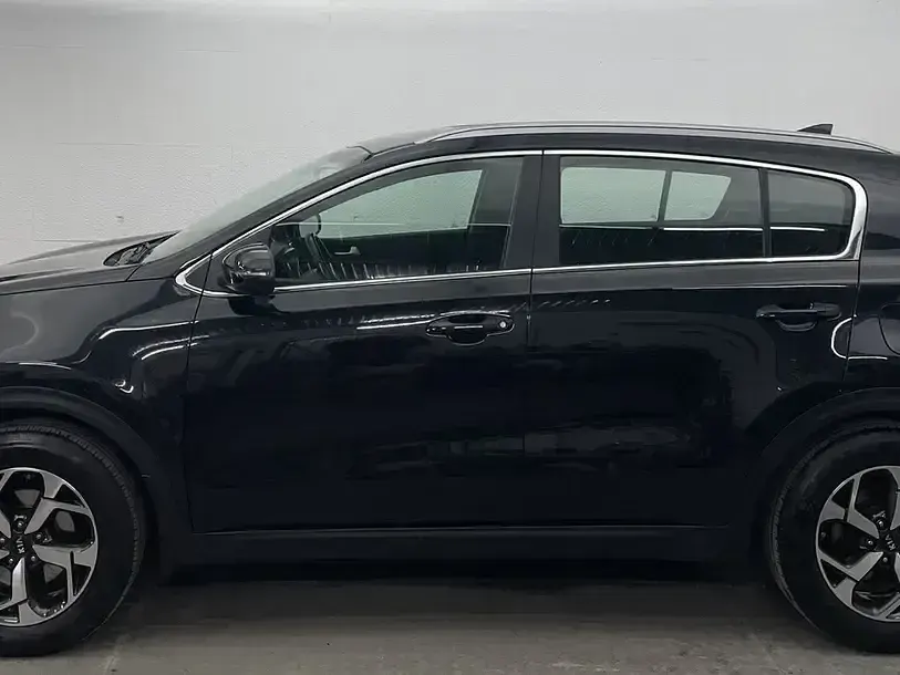 Gebraucht Kia Sportage Vision 177 PS (130 kW) 2021 Zilina schwarz (metallic) SUV
