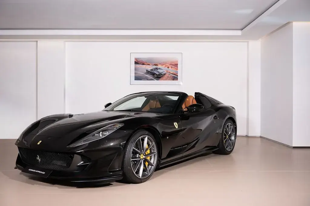 Second-hand Ferrari 812 829 CP (609 kW) 2022 Negru