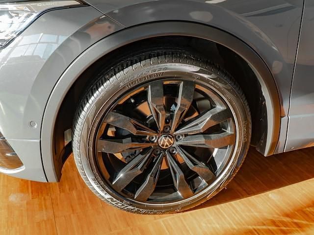 Gebraucht VW Tiguan Style 190 PS (139 kW) 2023 Grau / SUV