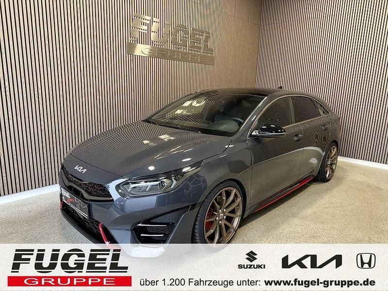 Gebraucht Kia ProCeed GT 204 PS (150 kW) 2024 Dark penta metal Kleinwagen