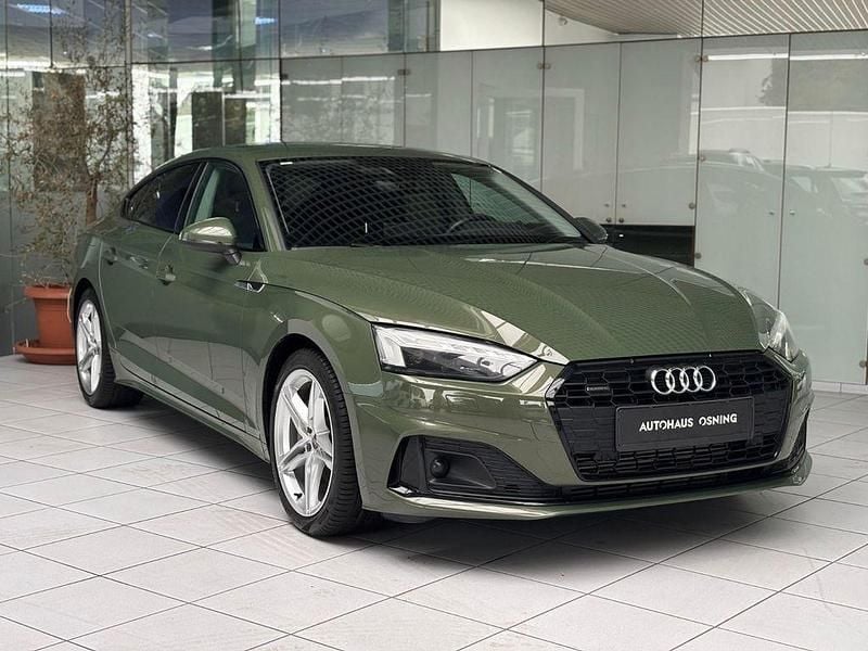 Grün Gebraucht 2022 Audi A5 Sportback Sport Limousine | 34.900 € (Fairer Preis) - Bild 1/4