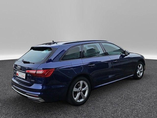 Gebraucht Audi A4 Advanced Plus 204 PS (150 kW) 2022 Navarrablau metallic Kombi