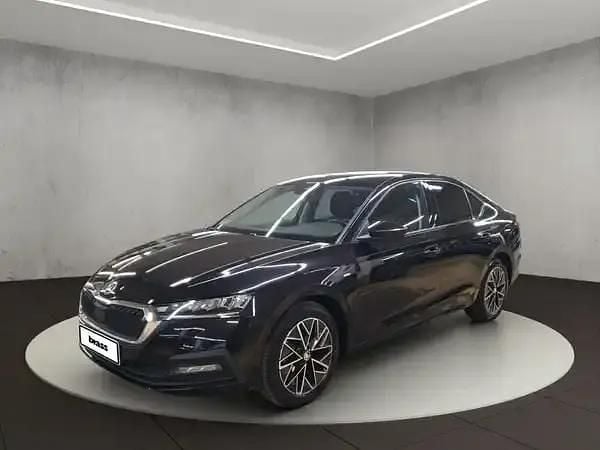 Blackmagic perleffekt Gebraucht 2021 Skoda Octavia Clever Kombi | 21.950 € (Fairer Preis) - Bild 1/4