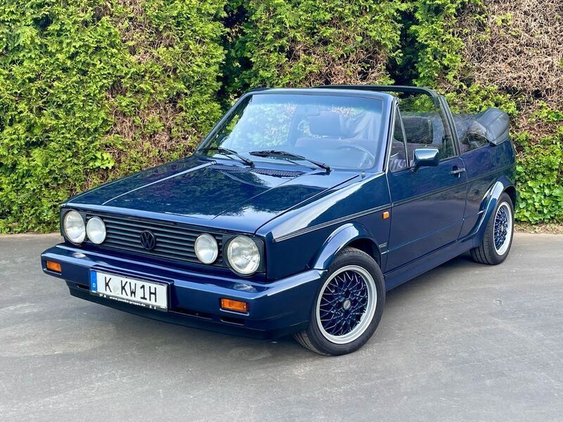 Blau Gebraucht 1992 VW Golf Cabriolet Classicline Cabrio | 19.500 € - Bild 1/4
