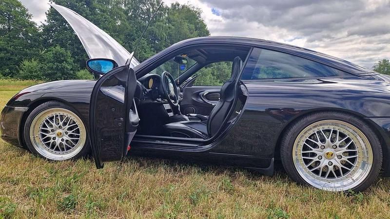 Second-hand Porsche 996 320 CP (235 kW) 2002 Coupe