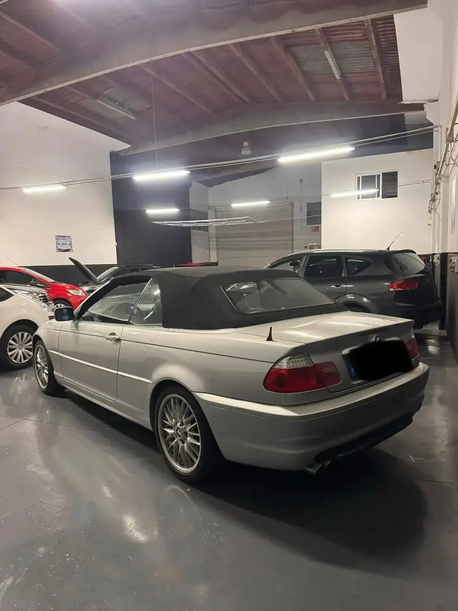 Gebraucht BMW 325 192 PS (141 kW) 2003 Silber Cabrio