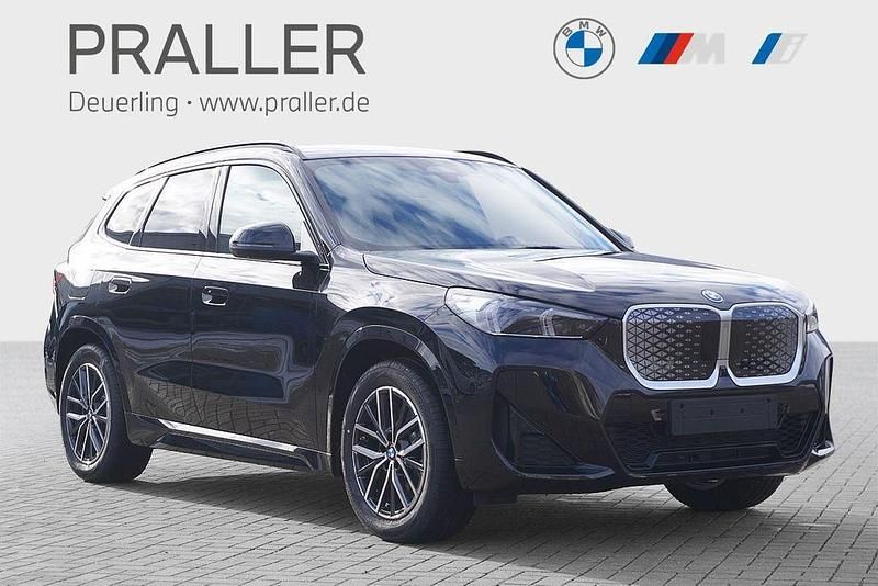 Gebraucht BMW iX1 M Sport 230 kW (313 PS) 2026 Saphirschwarz SUV
