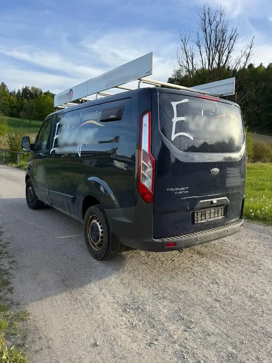 Używany Ford Transit 125 KM (91 kW) 2016 Niebieski Minivan