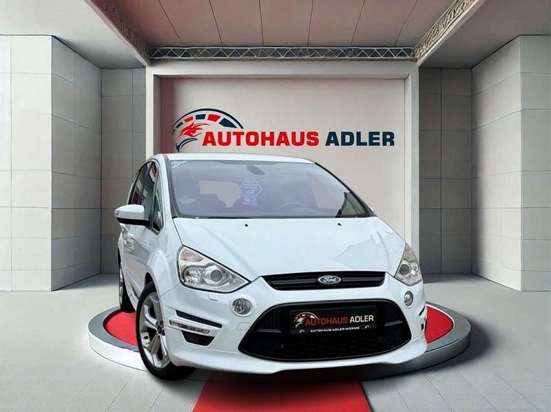 Weiß Gebraucht 2015 Ford S-MAX Titanium S Van / Kleinbus | 12.990 € (Teuer) - Bild 1/4