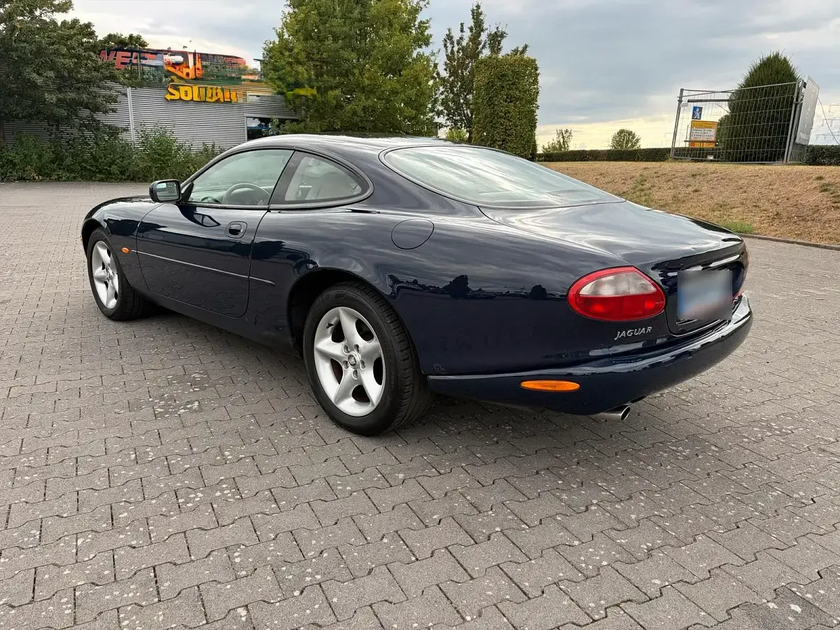Gebraucht Jaguar XK8 300 PS (220 kW) 1998 Blau Coupé