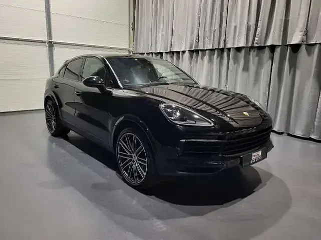 Gebraucht Porsche Cayenne S Sport 441 PS (324 kW) 2020 Schwarz SUV