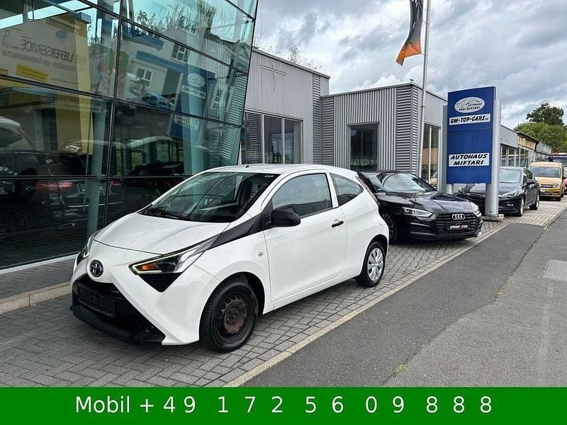 Weiß Gebraucht 2019 Toyota Aygo Kleinwagen | 4.500 € (Guter Preis) - Bild 1/4