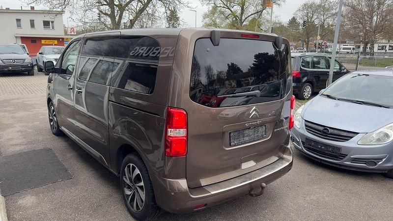 Gebraucht Citroën Spacetourer Shine 179 PS (131 kW) 2017 Braun Van / Kleinbus