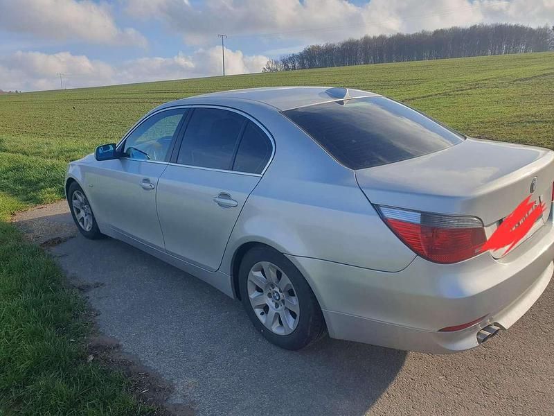 Gebraucht BMW 530 218 PS (160 kW) 2005 Limousine
