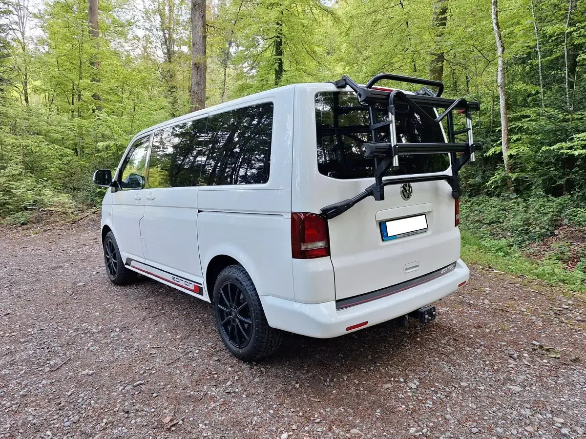 Second-hand VW Caravelle 140 CP (102 kW) 2010 Alb Van