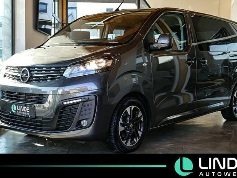 Grau Gebraucht 2021 Opel Zafira Life Edition Van / Kleinbus | 31.900 € (Superpreis) - Bild 1/4