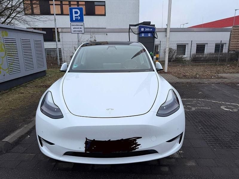 Gebraucht Tesla Model Y Long Range AWD 274 kW (373 PS) 2022 Weiß SUV