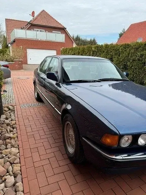 Gebraucht BMW 730 218 PS (160 kW) 1993 Blau Limousine