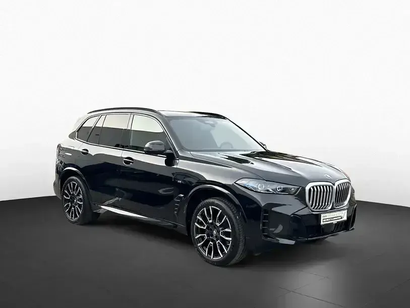 Gebraucht BMW X5 M Sport 286 PS (210 kW) 2025 Black sapphire (schwarz) SUV