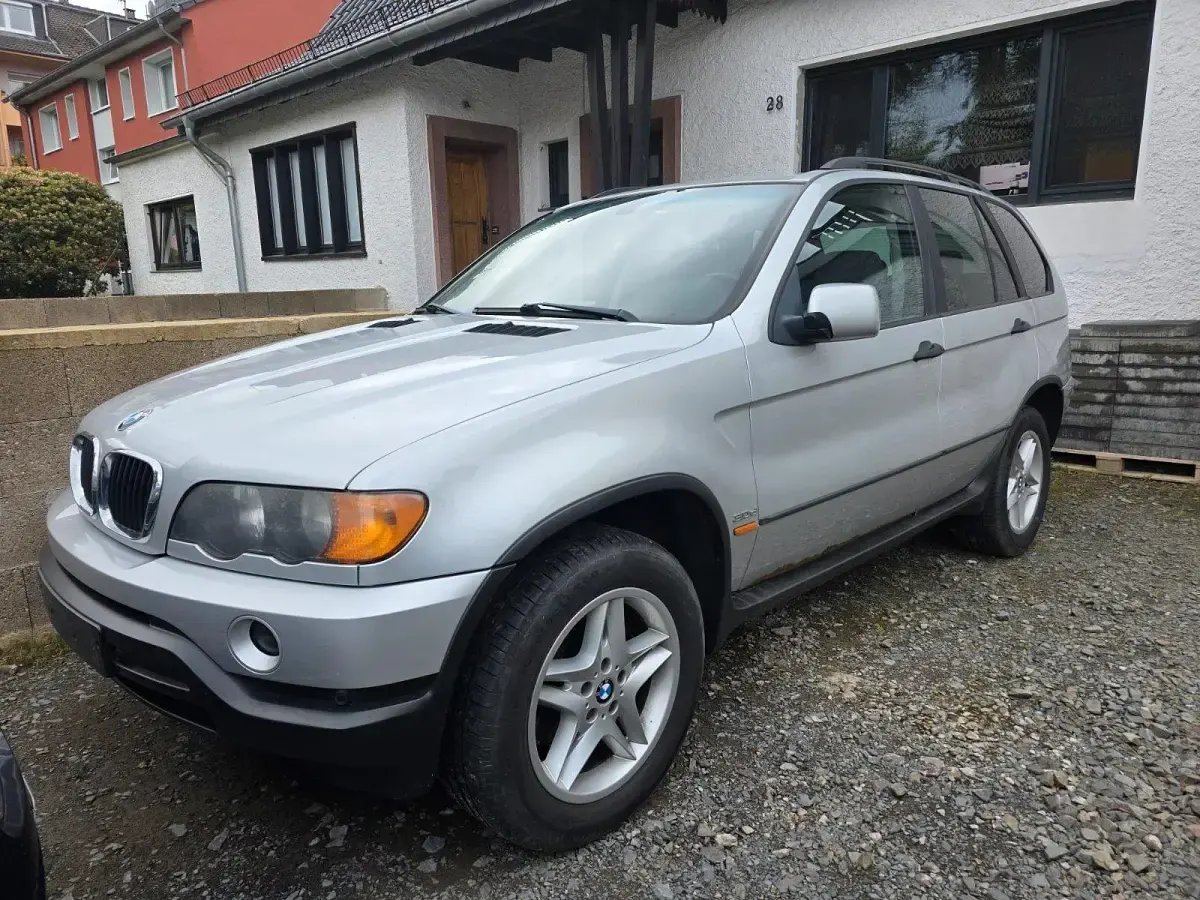 Gebraucht BMW X5 184 PS (135 kW) 2002 Silber SUV